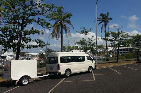 Airport Transfer To Or From Port Douglas Hotels For Up To 13 People (7am-10pm) - Accommodation Gold Coast 2