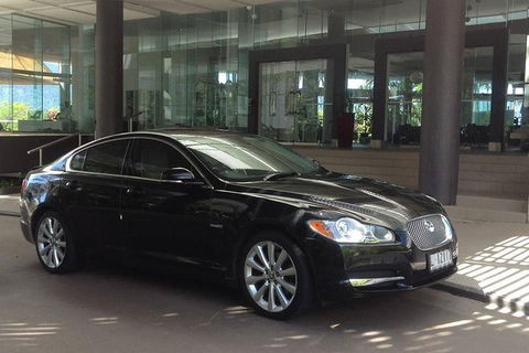Jaguar Limousine Transfer Cairns Airport To City Or Return - Accommodation Gold Coast 5
