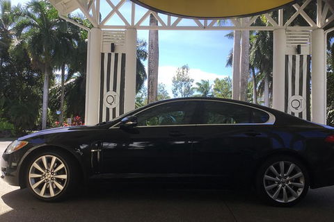 Jaguar Limousine Transfer Cairns Airport To City Or Return - Accommodation Gold Coast 2