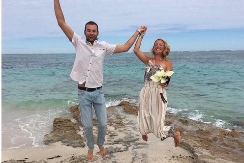 Elope In Paradise - Weddings At Mission Beach - Accommodation Gold Coast 1