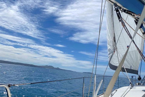 Sailing Curlew Escape On Moreton Bay - Accommodation Gold Coast 17