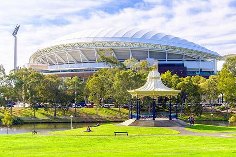 Departure Private Transfers: Adelaide To Adelaide Airport ADL In Luxury Van - Accommodation Gold Coast 8
