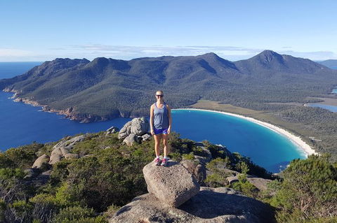4-Day Fabulous Tasmania Tour: Wineglass Bay, Port Arthur, Devils & Bruny Island - Accommodation Gold Coast 0