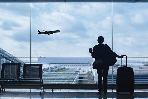 Private Transfer: Avalon International Airport (AVV) To Melbourne - Gold Coast 4U 0