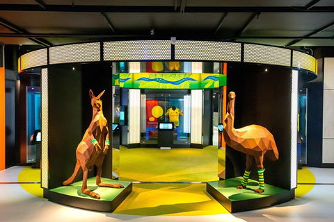 Ultimate Sports Lovers Bus Tour Of Melbourne - Accommodation Gold Coast 8