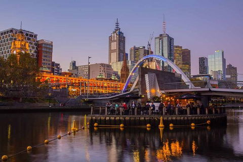 Melbourne Airport Transfers: Melbourne To Melbourne Airport MEL In Luxury Car - Accommodation Gold Coast 6