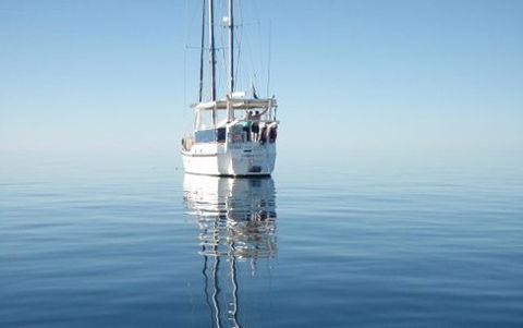 A Whitsunday Luxury Sailing Holiday - Accommodation Gold Coast 0