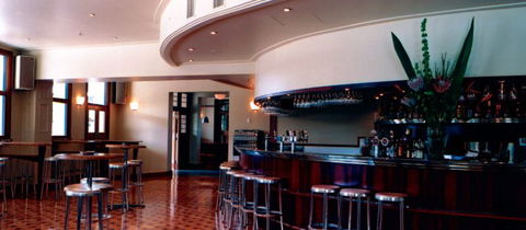 Harbour View Hotel - 1 Gold Coast 5