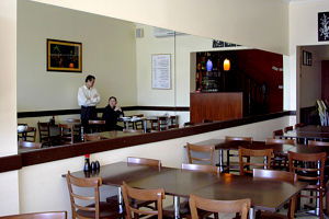 Dan Hung - Accommodation Gold Coast 0