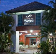 Runaway Bay Tavern - Accommodation Gold Coast