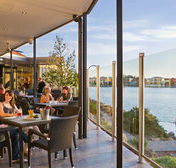 Lakes Resort Hotel - Accommodation Gold Coast