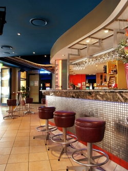 The Caxton Hotel - Accommodation Gold Coast 1