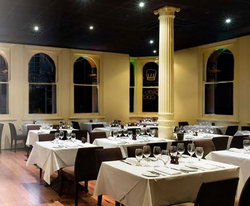 CBD Hotel - Accommodation Gold Coast 2