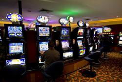 Runaway Bay Tavern - Accommodation Gold Coast 3