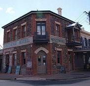 The Maid - Accommodation Gold Coast