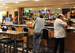 Colonnades Tavern - Accommodation Gold Coast 3