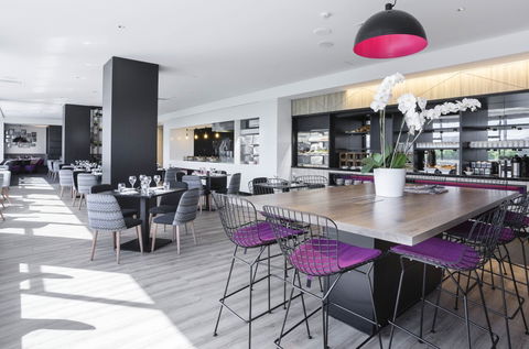 MRepublic Restaurant, Bar And Lounge - Accommodation Gold Coast 0