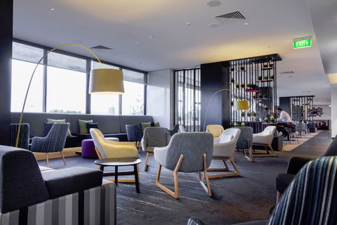 MRepublic Restaurant, Bar And Lounge - Accommodation Gold Coast 9