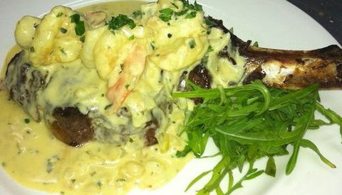 De Vito's Place - 1 Gold Coast 0