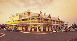 Hotel Northbridge - Gold Coast 4U 0