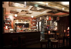 Melbourne Entertainment Venues Accommodation Gold Coast Accommodation Gold Coast