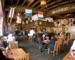 Lord Nelson Brewery Hotel - 1 Gold Coast 3