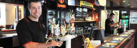 Brougham Arms Hotel - 1 Gold Coast 1