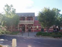 Alpine Hotel - Accommodation Gold Coast 0