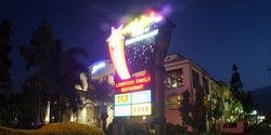 Brothers Leagues Club - Accommodation Gold Coast 0