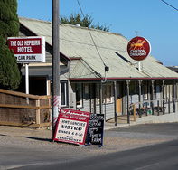 Old Hepburn Hotel - Accommodation Gold Coast