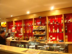 Oaks Hotel - Accommodation Gold Coast 2
