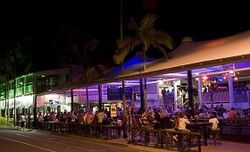 Central Hotel - Accommodation Gold Coast 2