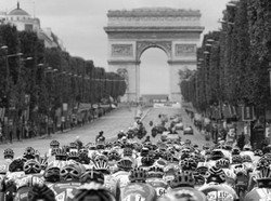 Chapter One Brasserie - Accommodation Gold Coast 3