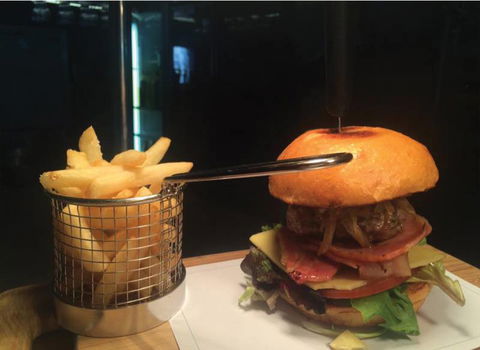 Hellenic Club - Accommodation Gold Coast 4