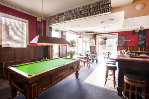 The Fox On Montague - Accommodation Gold Coast 3