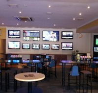 Tacking Point Tavern - Accommodation Gold Coast