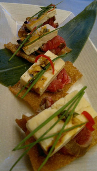 Uchi Lounge - Accommodation Gold Coast 2