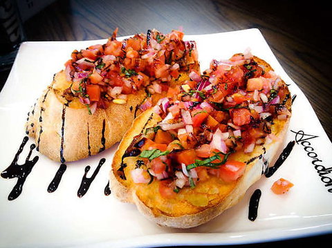 Accordion Cafe & Restaurant - Accommodation Gold Coast 0