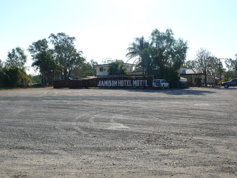 Jambin Hotel-Motel - Accommodation Gold Coast 0