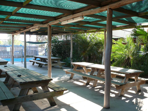 Jambin Hotel-Motel - Accommodation Gold Coast 3