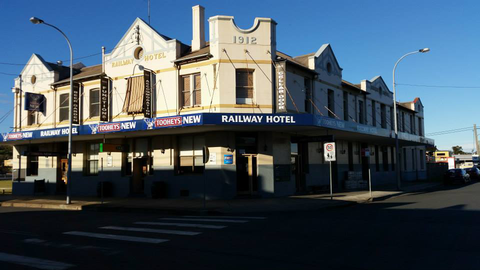 Railway Hotel - Accommodation Gold Coast 1