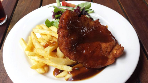Railway Hotel - Accommodation Gold Coast 3