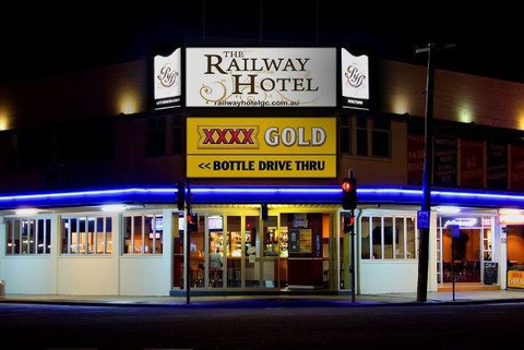 Railway Hotel - Accommodation Gold Coast 4