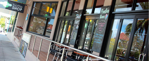 Spinning Wheel Hotel - Accommodation Gold Coast 1