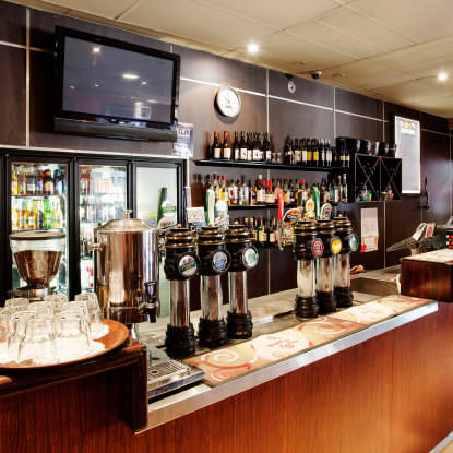 Upper Ross Hotel - Accommodation Gold Coast 5