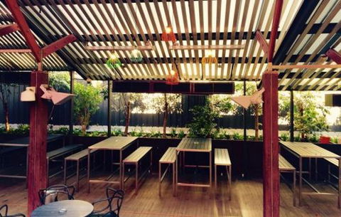 Oasis Bar - Accommodation Gold Coast 3