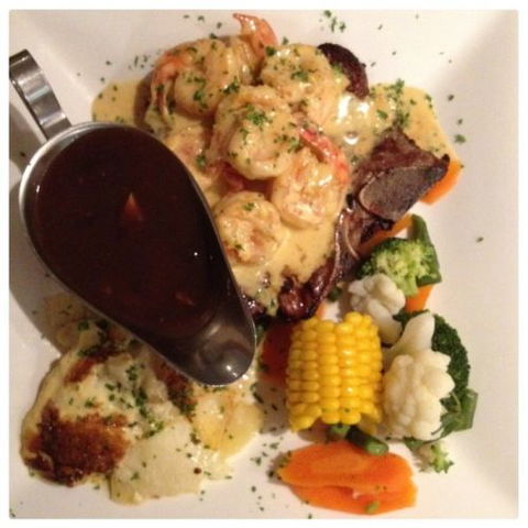 Burleigh Waters Tavern - Accommodation Gold Coast 2