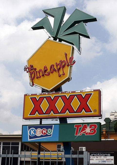 Pineapple Hotel - Accommodation Gold Coast 0
