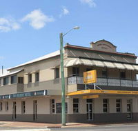 Young Australian Hotel - Accommodation Gold Coast