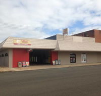 East End Hotel - Accommodation Gold Coast